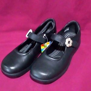 Girl's Stride Rite Comfort Black Leather School/Dress Shoes w Silver Flower